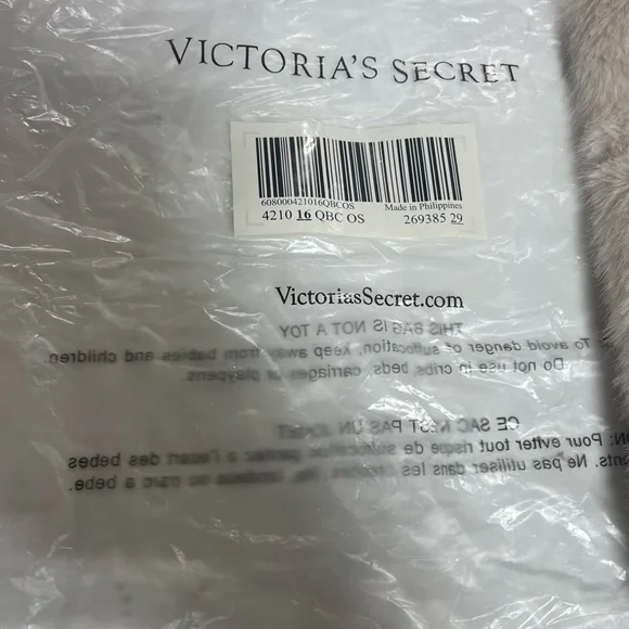 Brand new Victoria’s Secret tote bag - Picture 7 of 8
